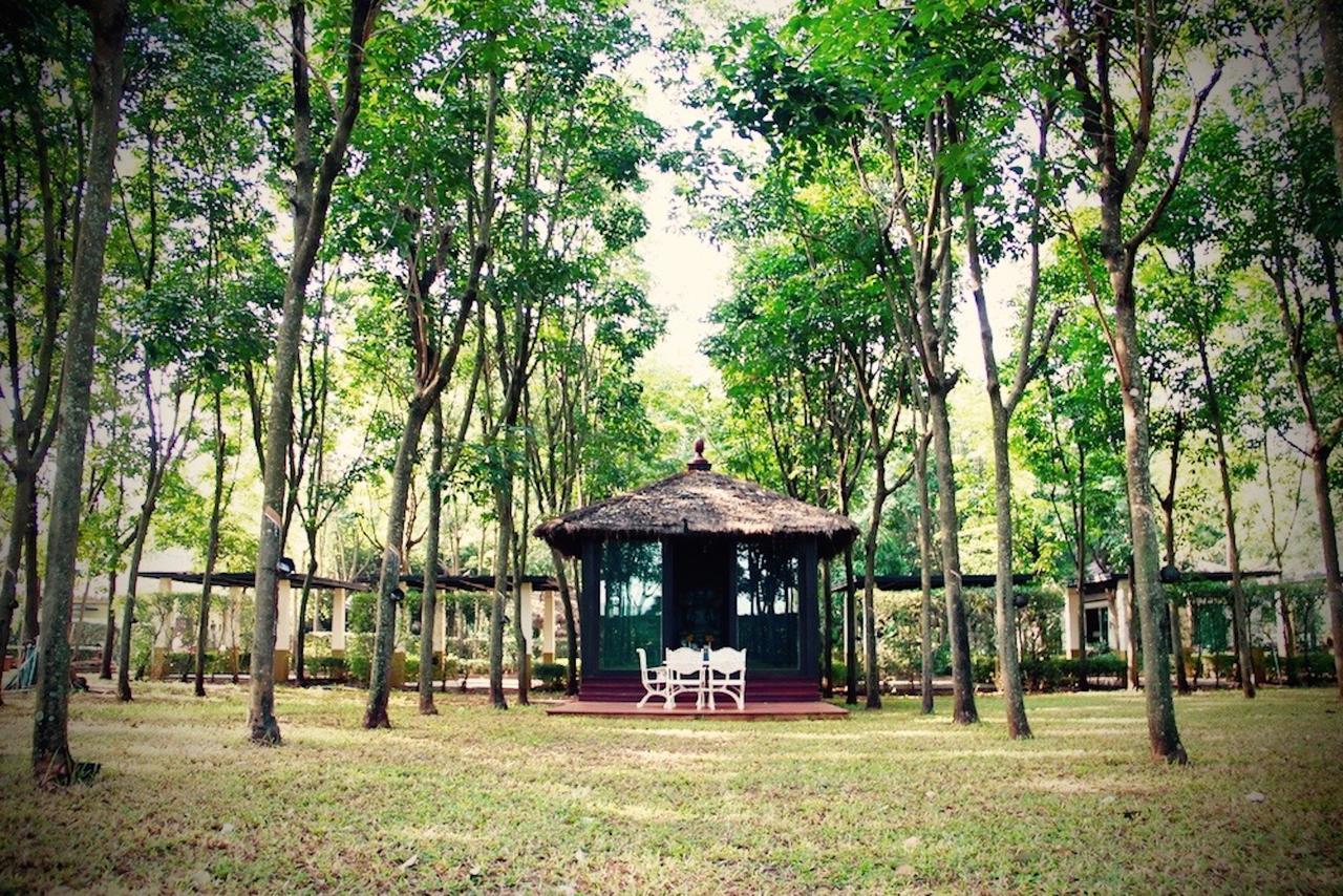 Singha Rubber Tree Ban Huai Maenam Noi Exterior foto
