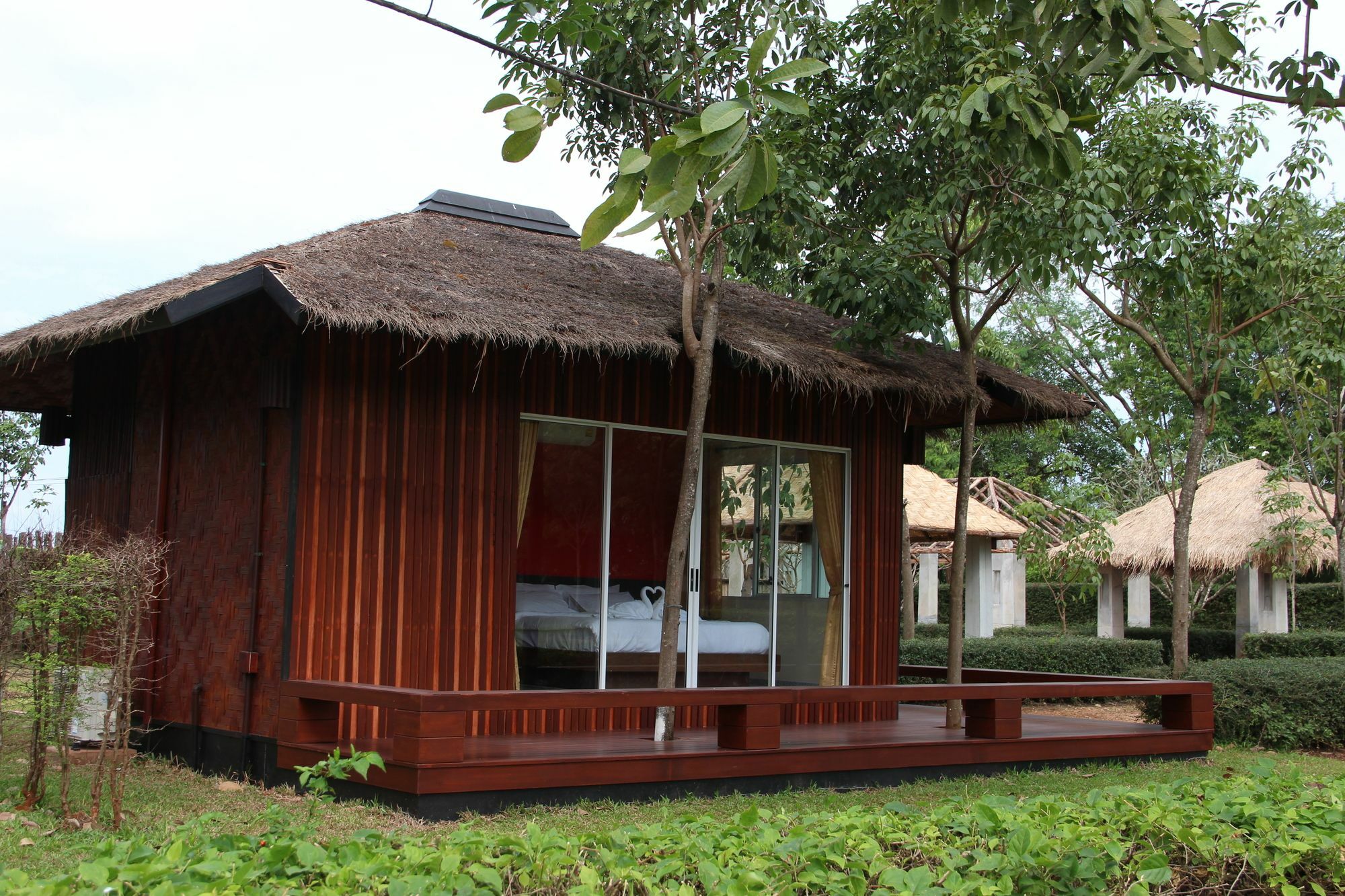 Singha Rubber Tree Ban Huai Maenam Noi Exterior foto