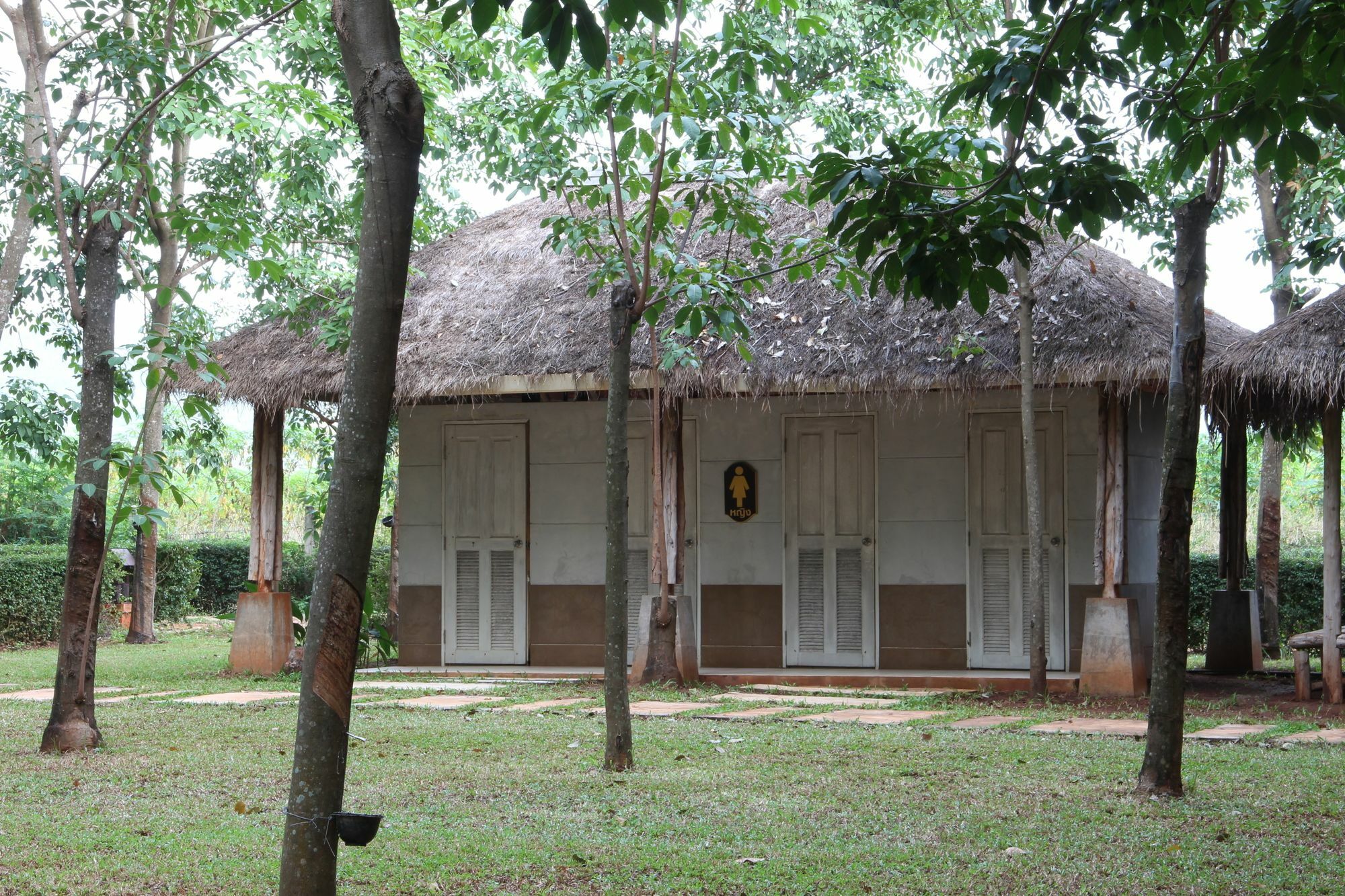 Singha Rubber Tree Ban Huai Maenam Noi Exterior foto